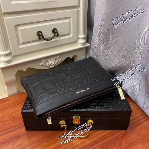  BURBERRYスーパーコピー 高級感演出 バーバリー BURBERRY 2021春夏 ハンドバッグ 収納力のよい 